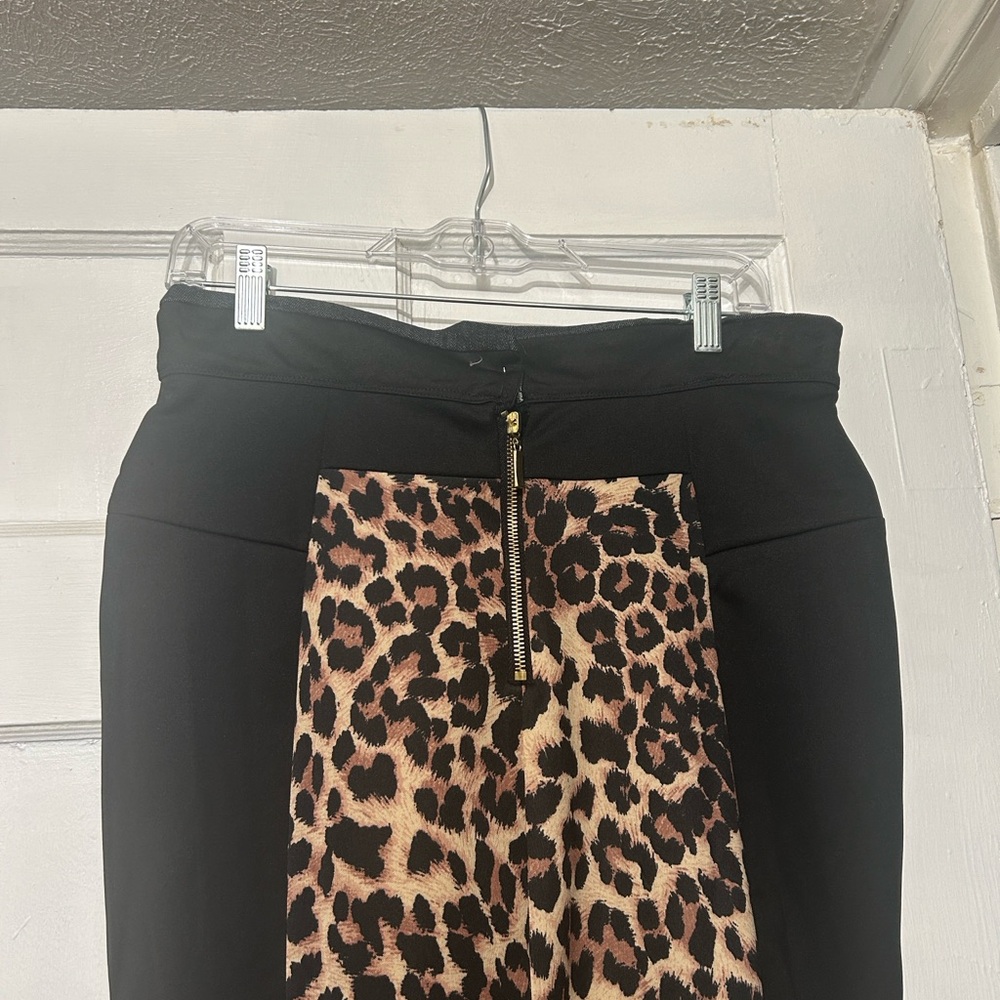 “Send Ur Price?” Leopard Print & Black Skirt…🥰 - Picture 4 of 5
